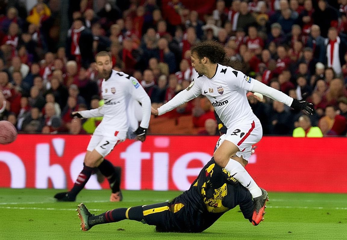 英超巅峰对决曼城复仇热刺哈兰德状态火热引关注